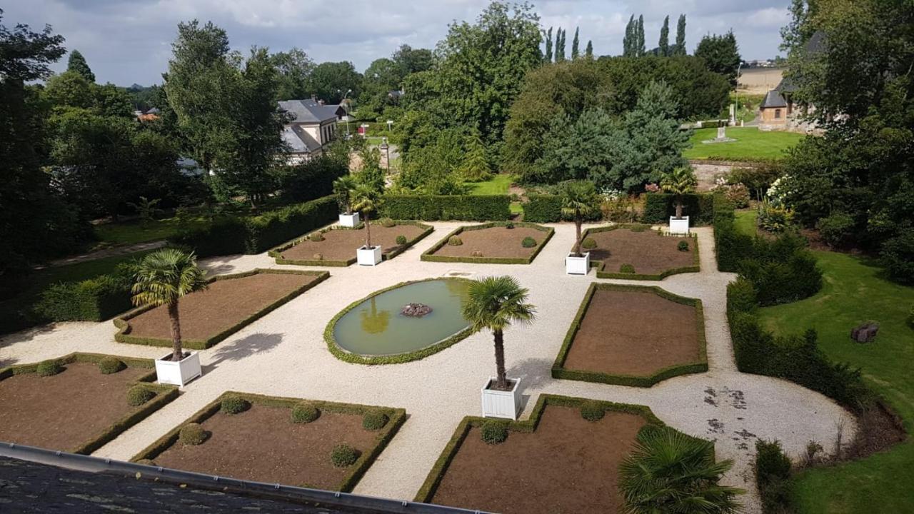 Appartement Édouard André dans château XIX ème Bracquetuit Exterior foto